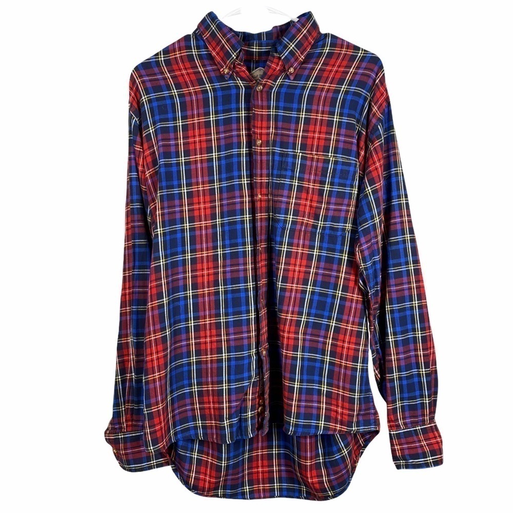 BILLS KHAKIS Men’s Classic Fit Plaid Casual Shirt Medium